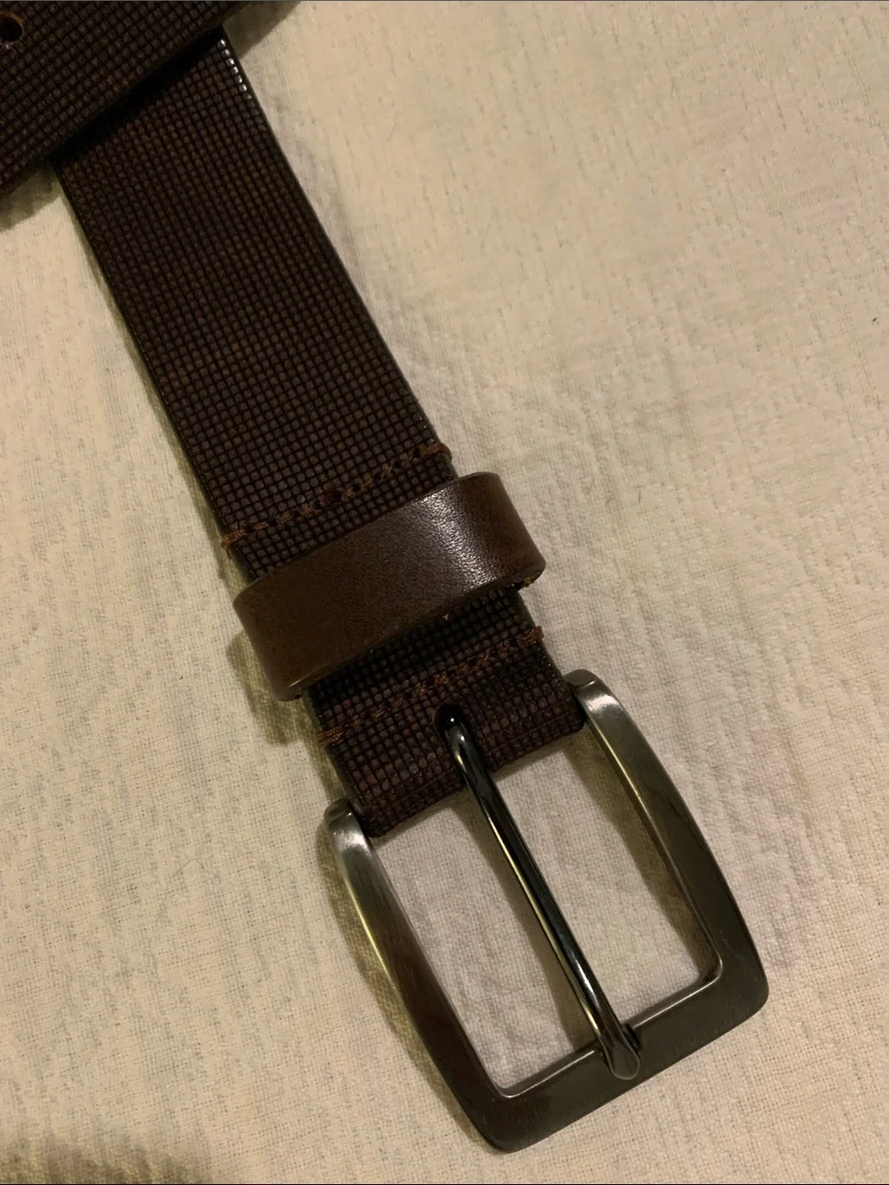 Johnston and Murphy belt brown leather with little patterns size 40